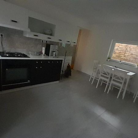 Horvath Apartman Apartment Keszthely Exterior foto