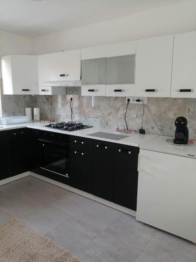 Horvath Apartman Apartment Keszthely Exterior foto